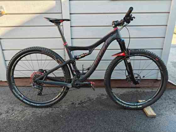 Pivot Mach 429 SL 29" täysjousto (M-koko) Нурмиярви