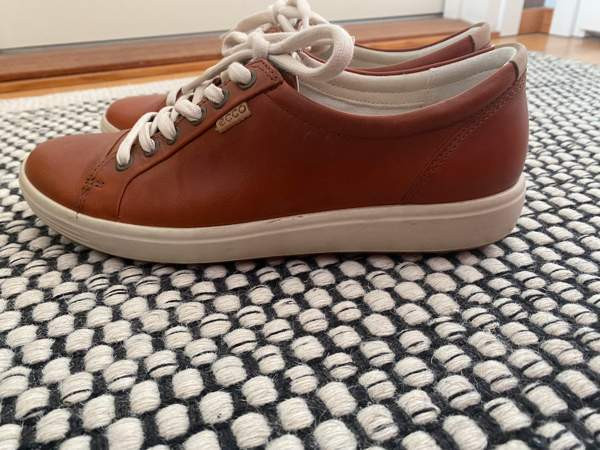 Varattu Ecco nahkakengät kokoa 40 Nokia – foto 2