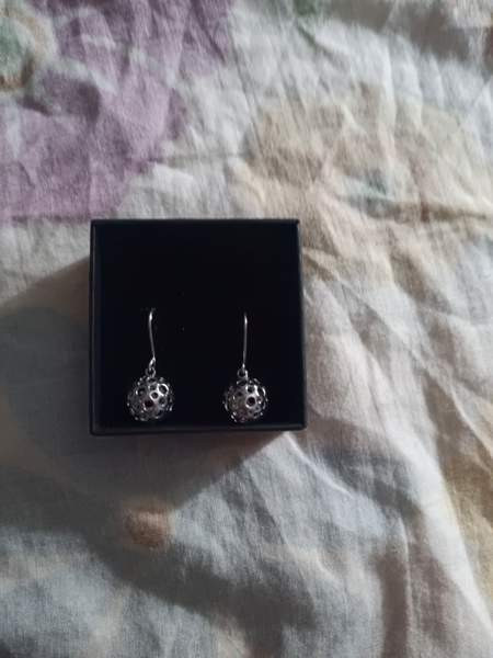 Liisa vitali Leppäkerttu korvakorut Jyväskylä - valokuva 3