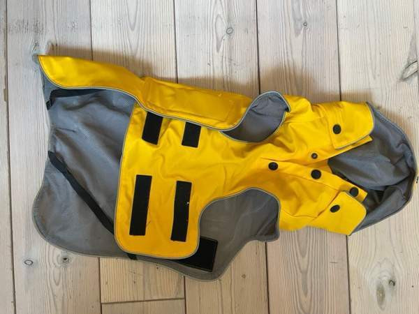 Rukka koiran sadetakki (40) Helsinki - photo 2