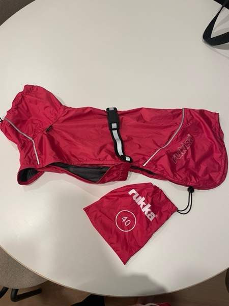 Rukka Hase koiran sadetakki Helsinki - изображение 1