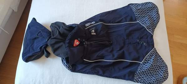 Feel Active parkatakki 35 Kuopio - valokuva 1