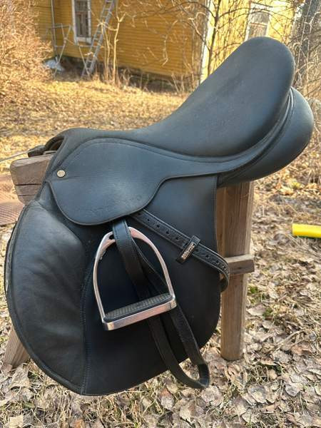 Hyppysatula wintec pro Hämeenlinna - valokuva 4