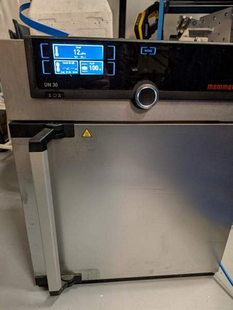 Myydään kettutarhan memmert lämpöuuni Pedersöre - photo 1
