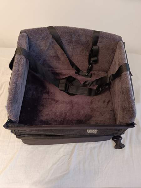 Trixie autoistuin / turvaistuin koiralle Вантаа - изображение 2