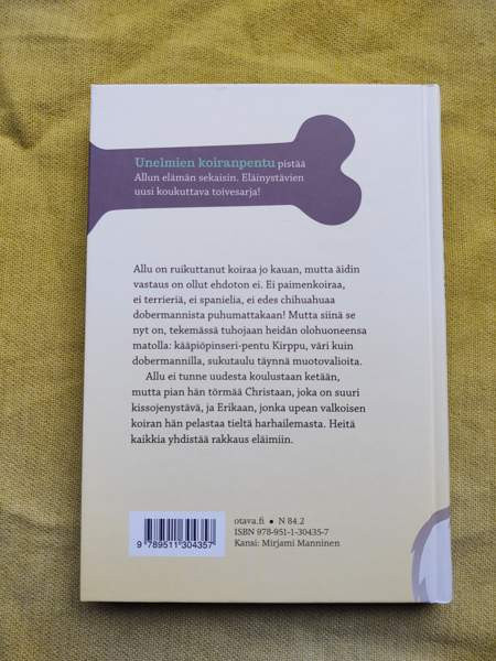lasten / nuorten koirakirja romaani Helsinki - valokuva 2