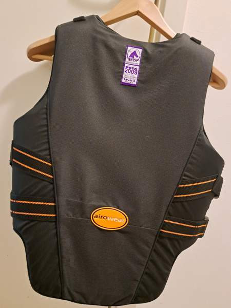 Ratsastajan turvaliivi Helsinki - photo 2