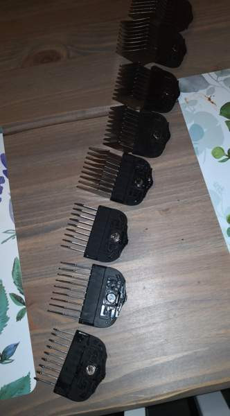 Myydään trimmauskoneen Andis Ultraedge talloja sekä suht uusi terä! Porvoo - photo 1