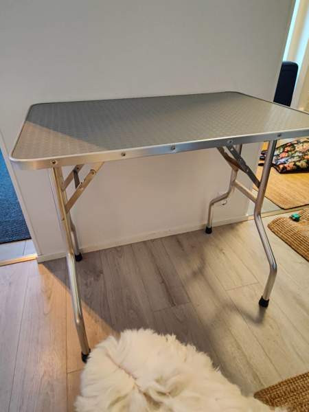 Trimmauspöytä Maentsaelae - photo 1