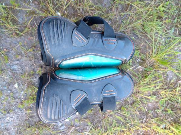 eQuick jännesuojat ponille Rauma - valokuva 2