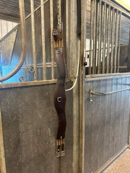 110cm nahkavyö ruskea Лохья - изображение 1