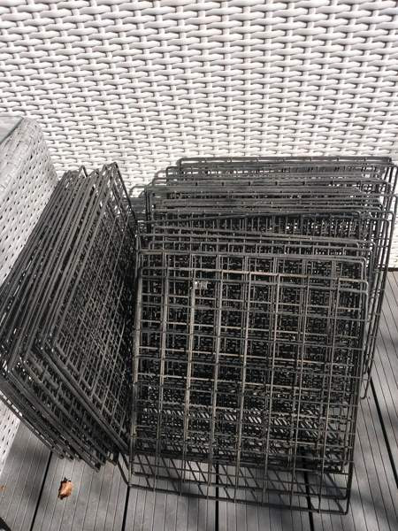 42 taikakuutio palaa Espoo - valokuva 1