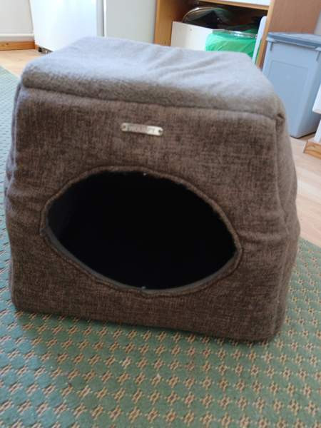 Kissan peti/pesä. Лахти - изображение 1