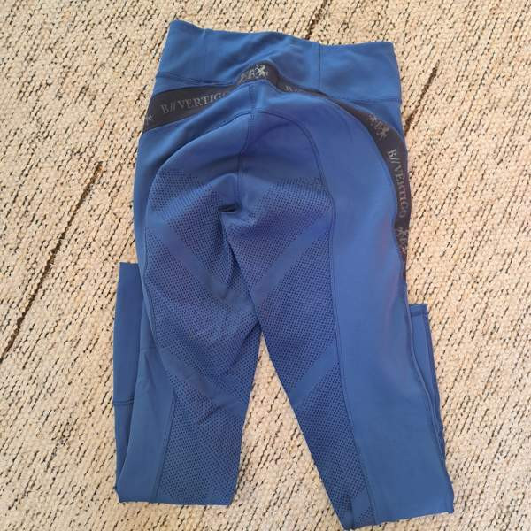 Ratsastusvaatetta Haemeenlinna – foto 3