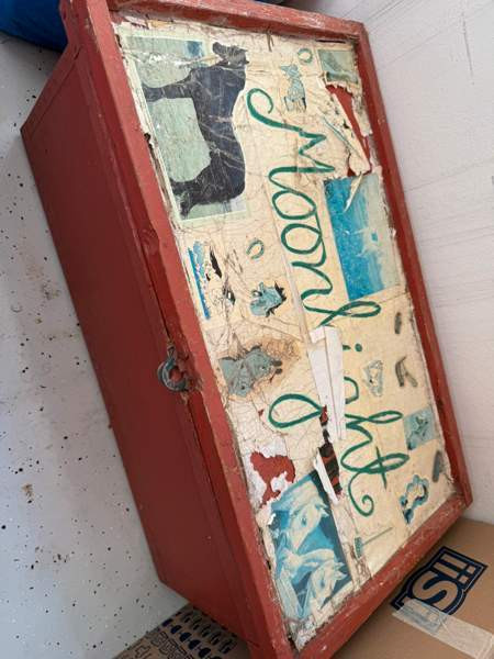 Tallilaatikko ja kasa tavaroita Tampere – foto 2