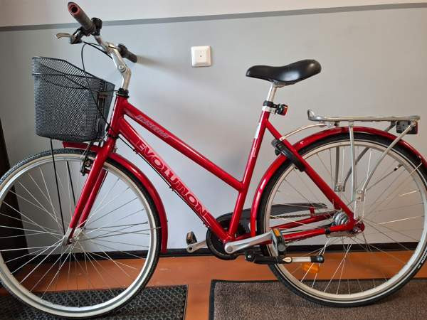 Insera Evolution pyörä etukorilla Jaervenpaeae - photo 1