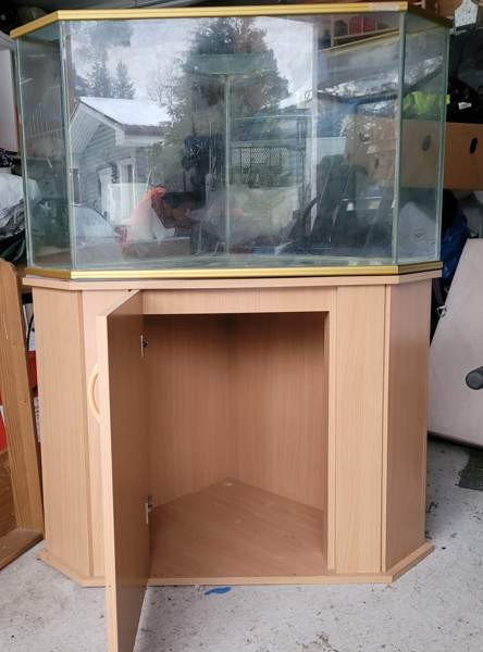 Kulma-akvaario / terraario kaapilla Ypäjä - изображение 1