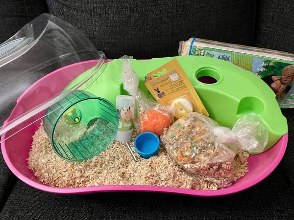 Pienen jyrsijän häkki Сало - изображение 2