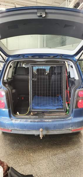 Vw touran 03-15vm koiranhäkki Kuopio – foto 1