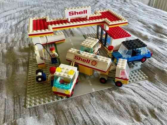 Lego 6371 Shell Service Station ja monta Shell autoa Эспоо
