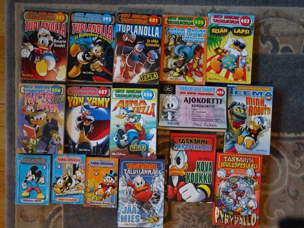 AKU ANKAN taskukirjoja Helsinki - valokuva 1