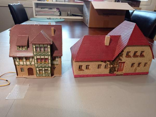 Vol 22: Fachwerk-talo ja asema (H0) - EDIT: Fachwerk-talo MYYTY Tampere – foto 3