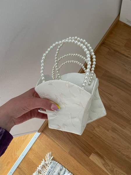 Hääkoriste korit / wc-tarvikekorit Tampere - valokuva 2