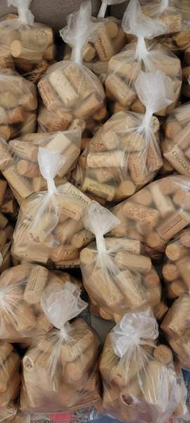 KORKKEJA ASKARTELUUN, 2.5e/pussi (yksi pussi sisältää 30kpl), jäljellä 13 pss Эспоо - изображение 3