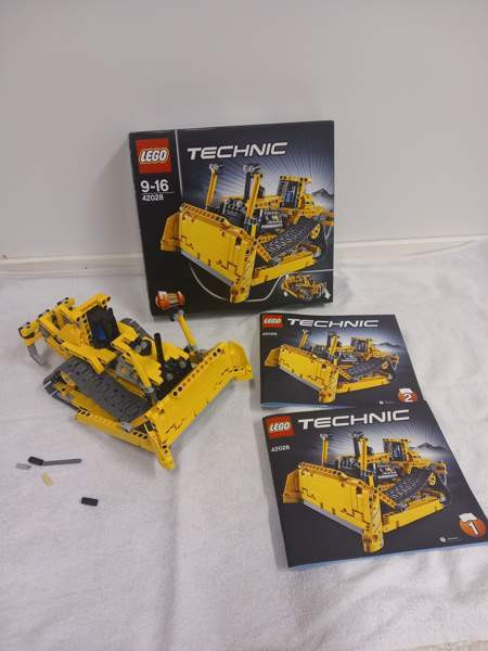 Lego Technic settejä Inari - изображение 3