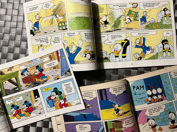 Aku Ankka Joulumantelit v. 1987 2012 ja 2017 (5e/kpl) Hattula - изображение 5