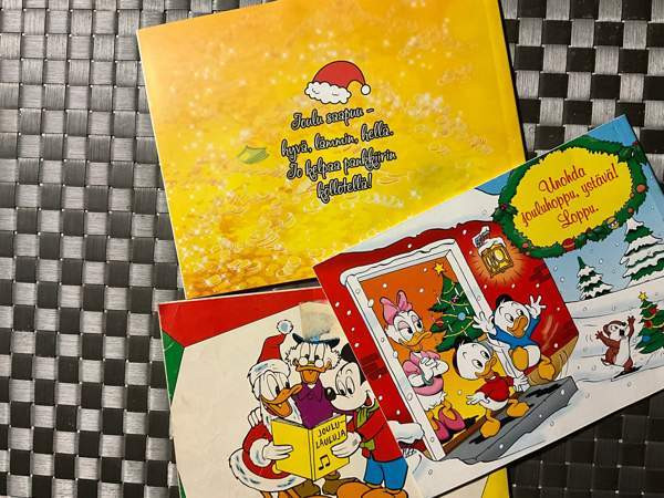 Aku Ankka Joulumantelit v. 1987 2012 ja 2017 (5e/kpl) Hattula – foto 6