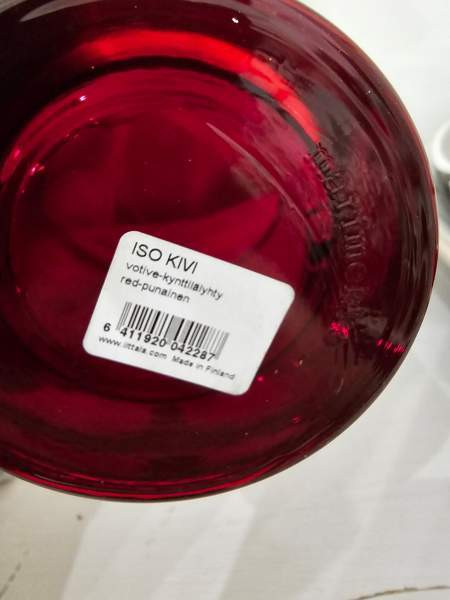 Iso punainen kivi tuikku Тампере - изображение 4