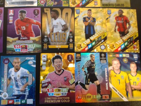 Jalkapallo kortteja Vantaa - valokuva 3