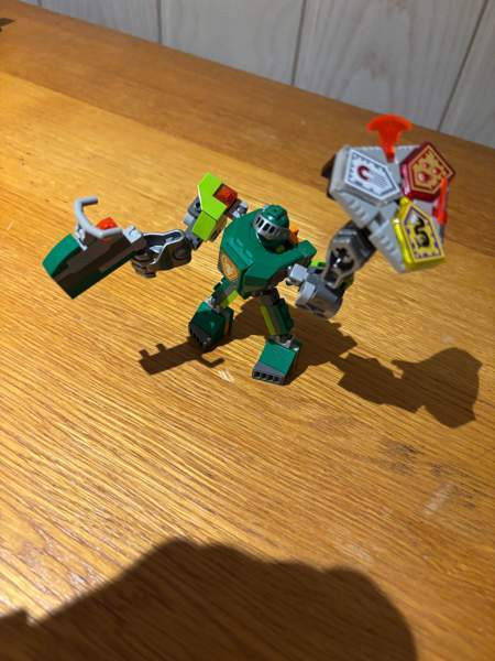 Lego Nexo Knights Akaa - photo 2