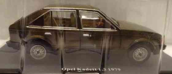 Pienoismalli Opel Kadett 1,3 1979  1/24 Тампере