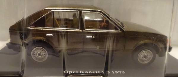 Pienoismalli Opel Kadett 1,3 1979  1/24 Тампере - изображение 1