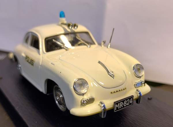 Pienoismalli Porsche 356 Poliisi - Polis Suomi  1/43 Тампере - изображение 2