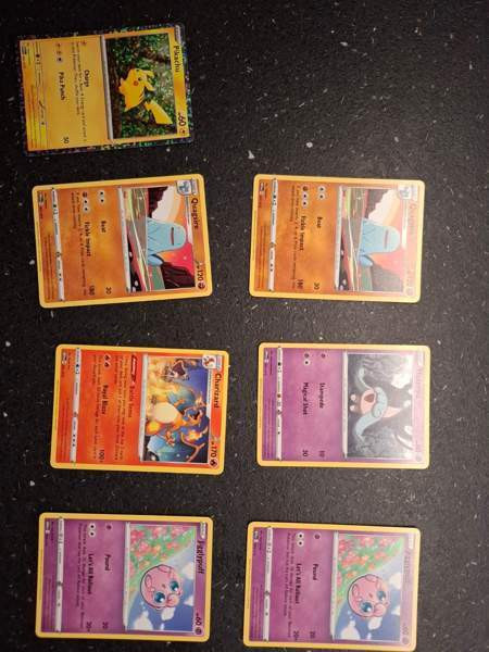 Pokemo keräilykortit Helsinki - valokuva 1