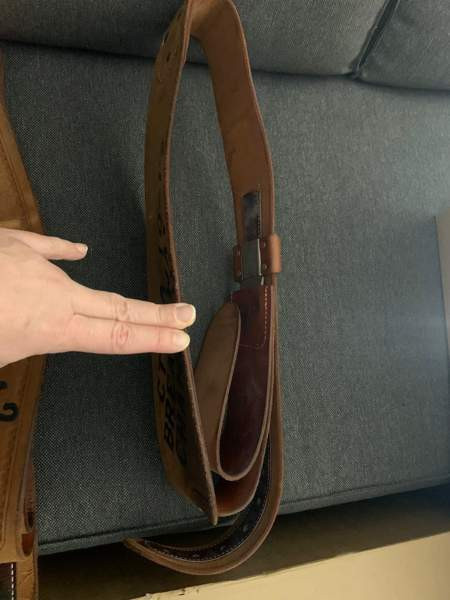 Fenderit / jalustinhihnat Jyväskylä - valokuva 3