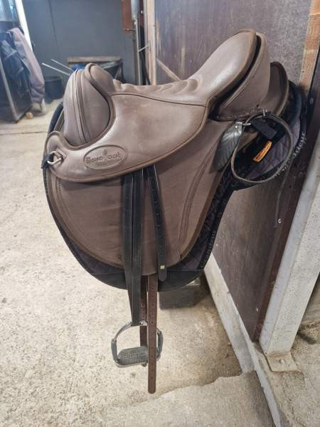 Barefoot cheyenne satula Loimaa - изображение 1