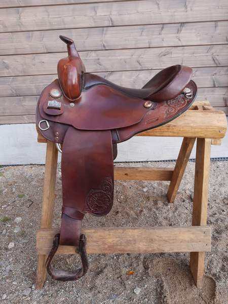 Vanha lännensatula Big Horn ruskeaa nahkaa Kurikka - photo 1