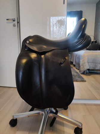 Frank Baines Elegance Deluxe 17" xw Oulu - photo 1