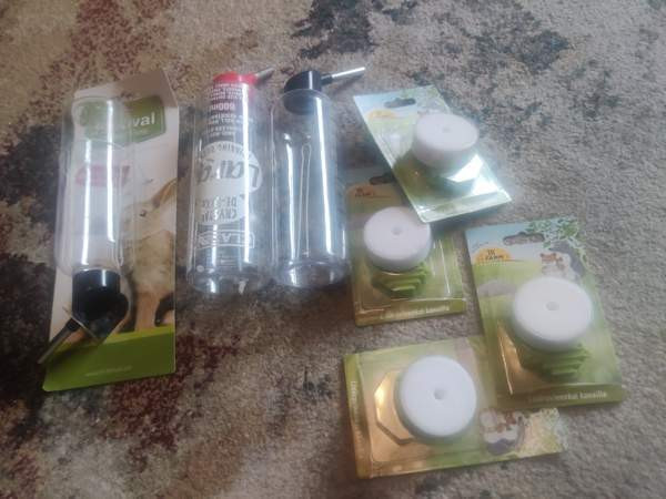 3x juomapullo ja 4xsuolakivi Вантаа - изображение 1