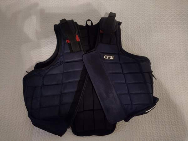 CRW turvaliivi, koko 10 Киркконумми - изображение 1