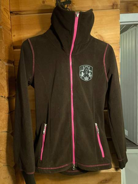 Ruskea fleecetakki M uusi Helsinki - изображение 3