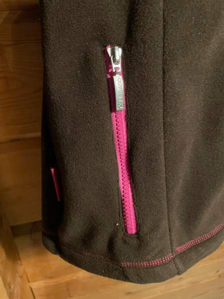 Ruskea fleecetakki M uusi Helsinki - изображение 5