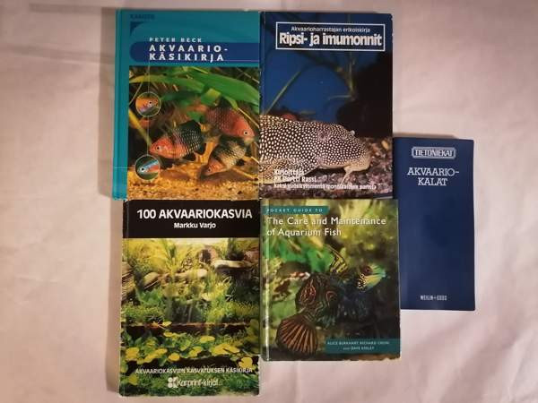 Vyvät akvaario kirjat pakettina Raisio - valokuva 1