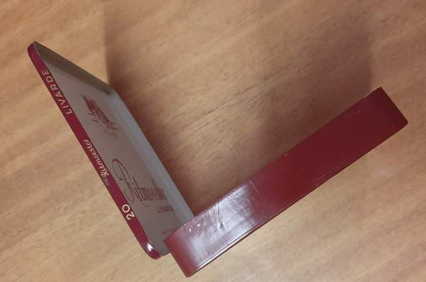 Ritmeester Livarde tupakkarasia Helsinki - valokuva 3