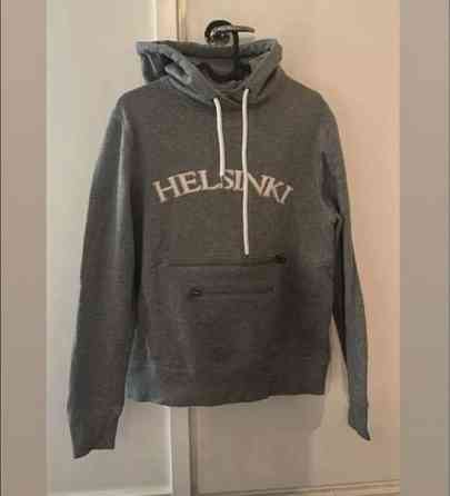 Hoh huppari Helsinki Xs (menee M kokoisellekkin hyvin) Lohja