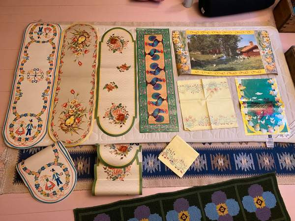 Vanhoja paperi liinoja 9kpl ja vanha juliste Kerava - valokuva 1